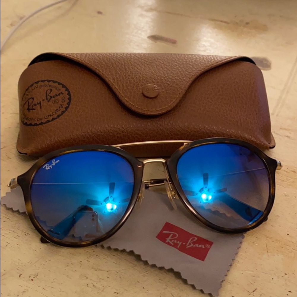 RayBan RB4253